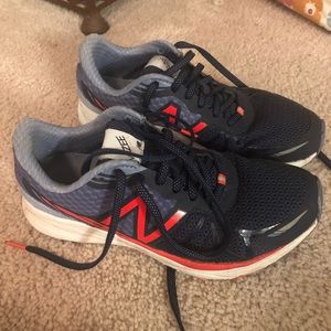New Balance Tennis Shoes